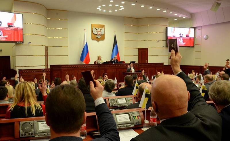 ДНР и ЛНР лишили украинский язык государственного статуса - 6 марта, 3 июня 2020